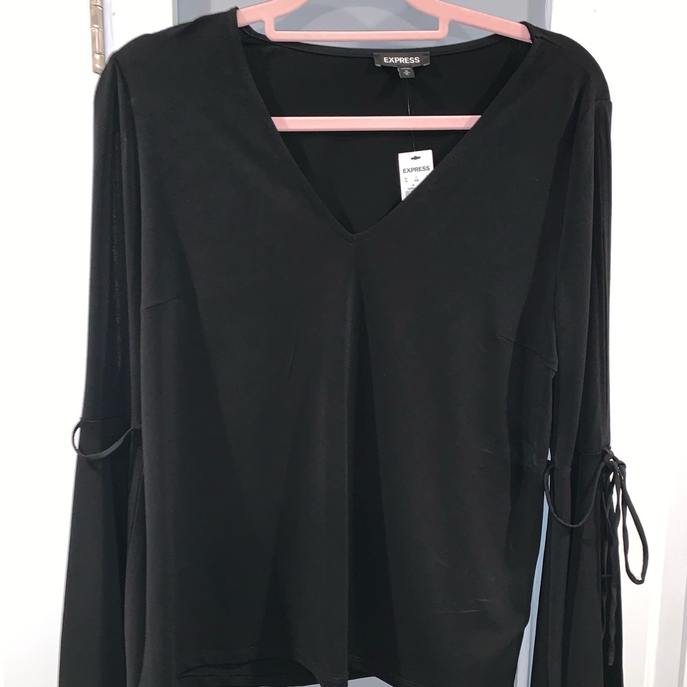 Black flowy sleeve top